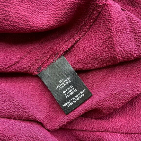 BeBop Womens Romper Size Small Burgundy Wine Shorts Ruffle Keyhole NEW - Picture 8 of 8